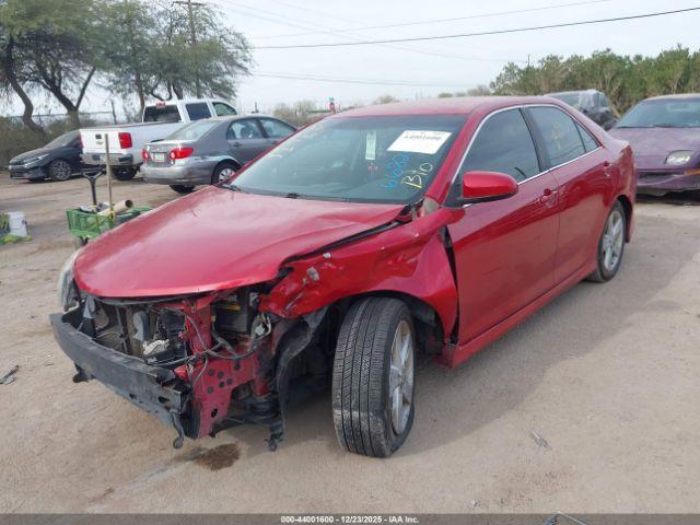 Toyota Camry Se Image 7
