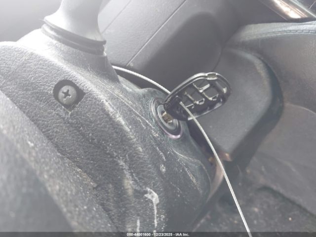 Toyota Camry Se Image 12