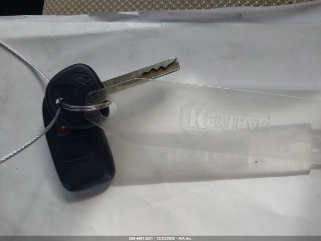 Hyundai ACCENT Gls Image 13