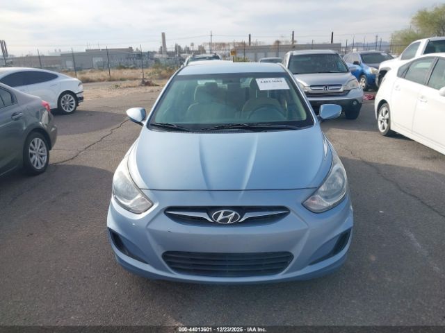 Hyundai ACCENT Gls Image 12