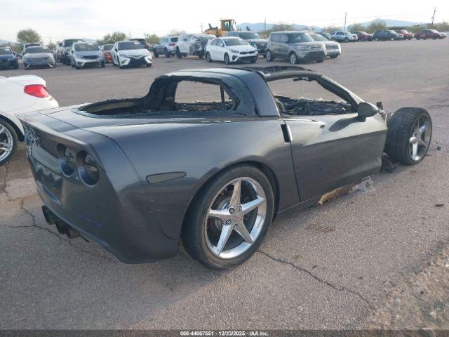 Chevrolet Corvette Image 13