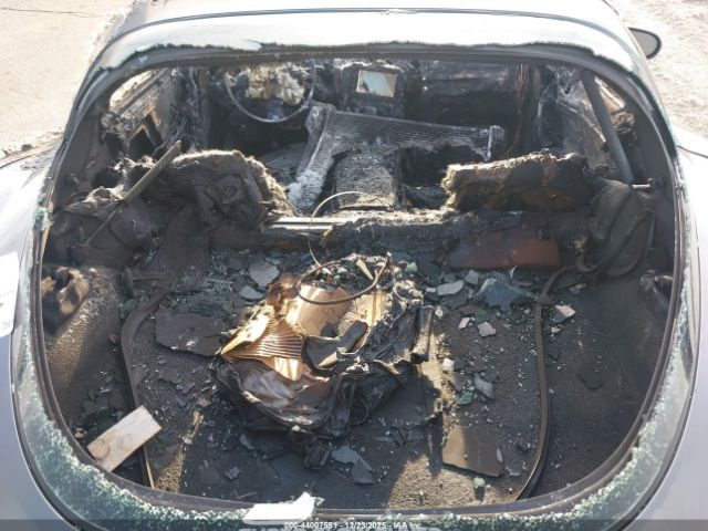 Chevrolet Corvette Image 7