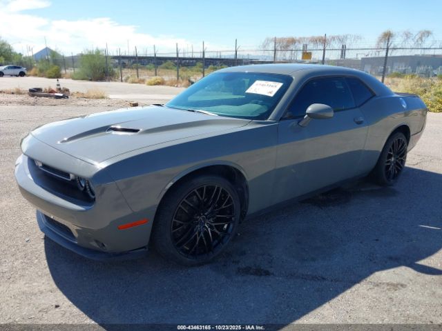 Dodge Challenger Sxt Image 3