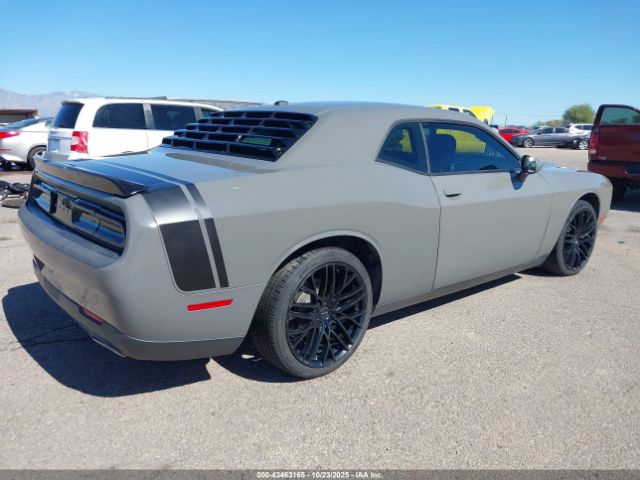 Dodge Challenger Sxt Image 4