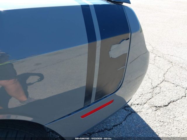 Dodge Challenger Sxt Image 8